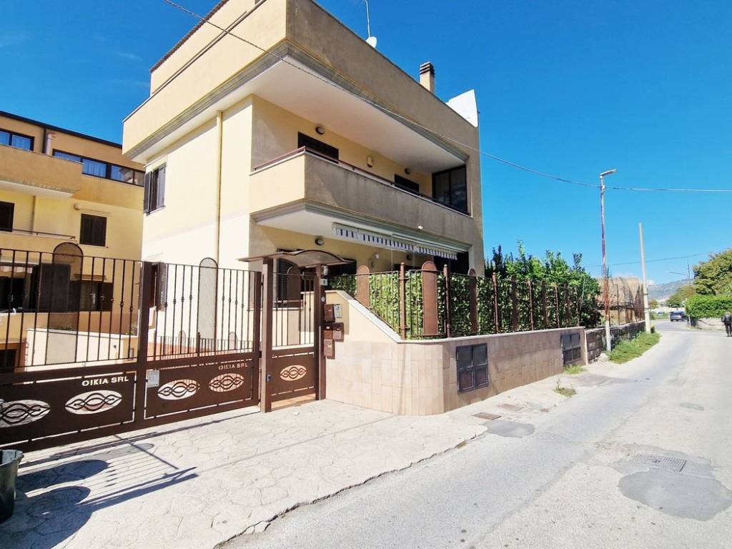 Appartamento a Maddaloni in Via Cappella Rosa, 3 - Foto 3