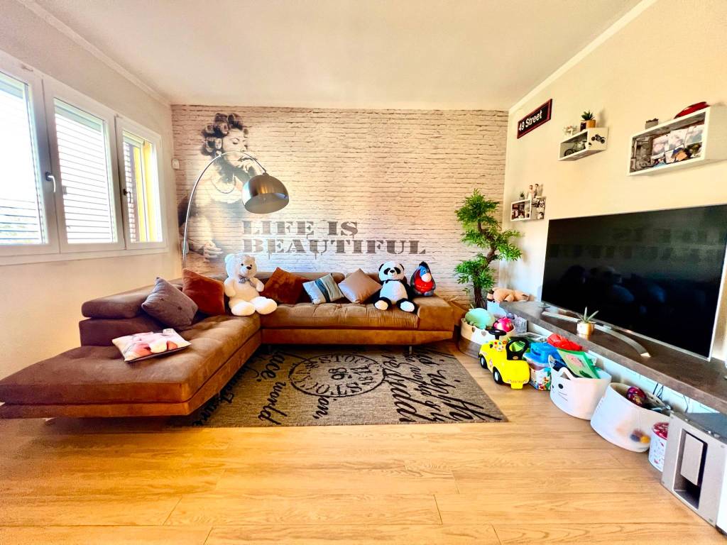 Villa a Campi bisenzio in Via Vasco Pratolini - Foto 5