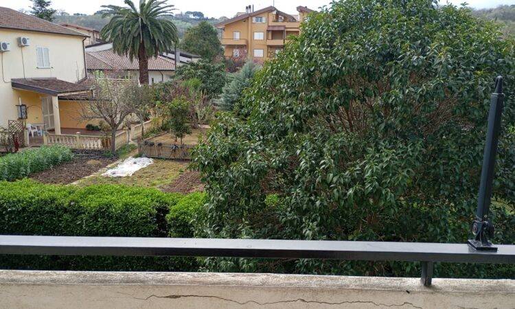 Appartamento a Montalto uffugo in Via Monachelle - Foto 5