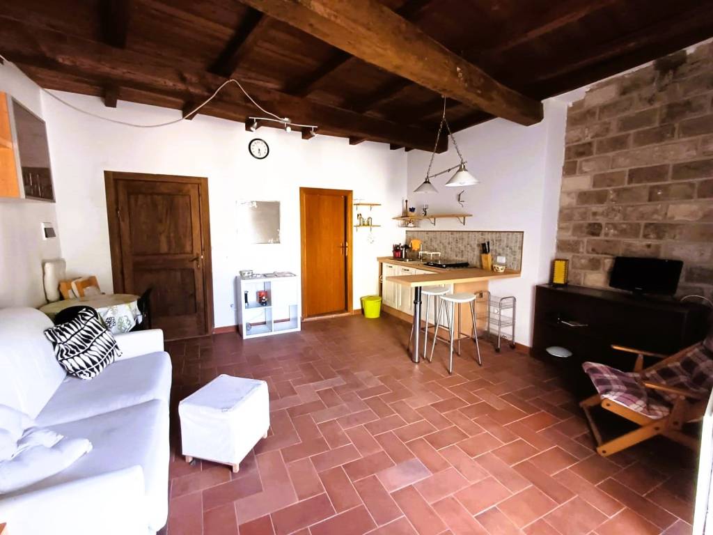 Loft / open space a Caprarola in Via Giuseppe Mazzini - Foto 4