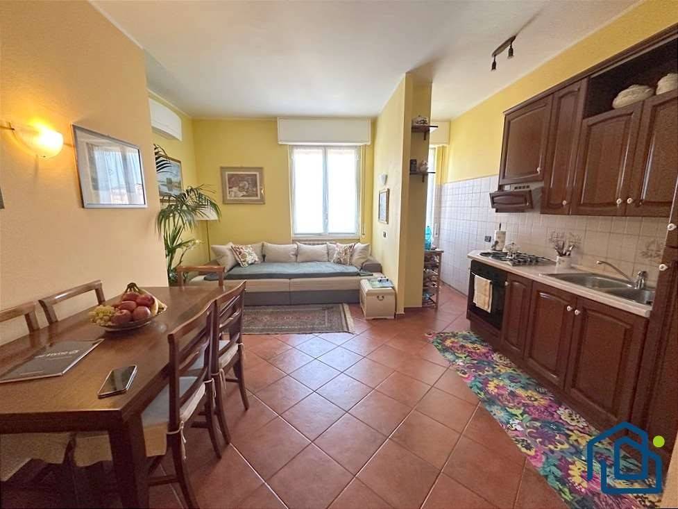 Appartamento a Bareggio in Via Roma, 64 - Foto 2