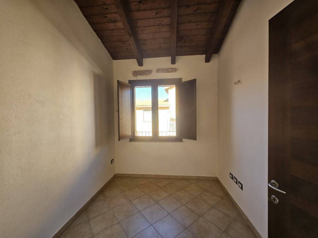 Palazzo / stabile a San sperate - Foto 2