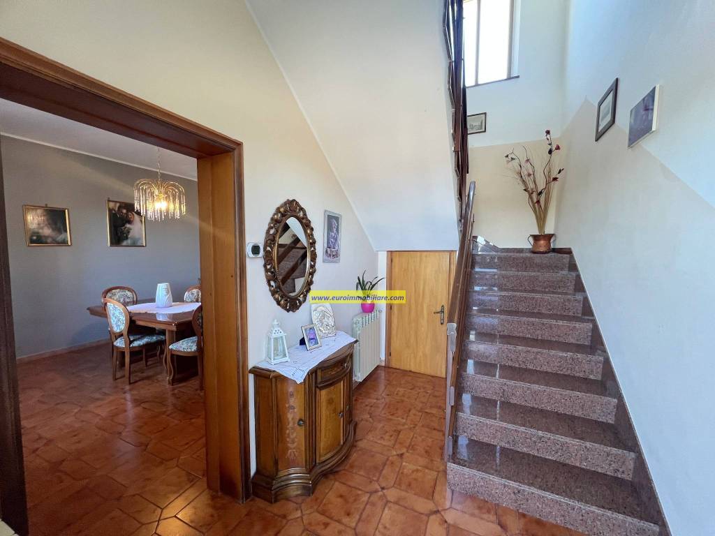 Casa indipendente a Atri in Via Pretetulo, 24 - Foto 2