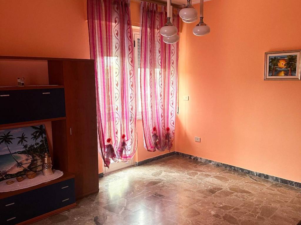 Appartamento a Teramo in Via Antonio De Benedictis, 40 - Foto 2