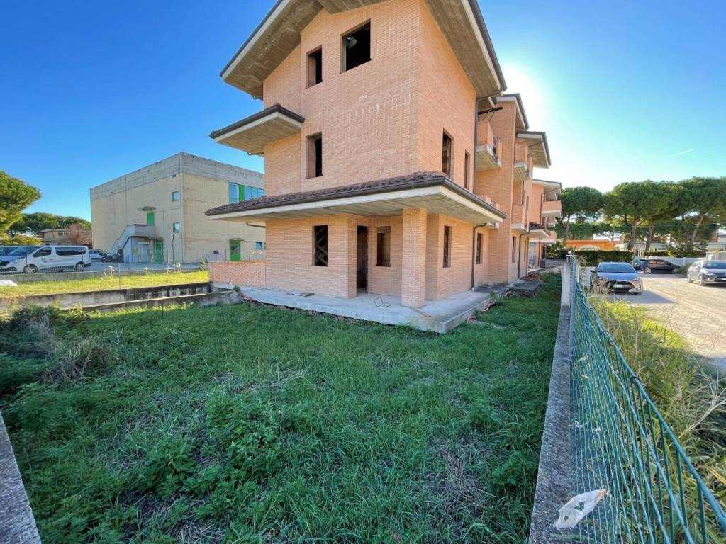 Casa indipendente a Civitanova marche in Via Secondo Guidarelli - Foto 4