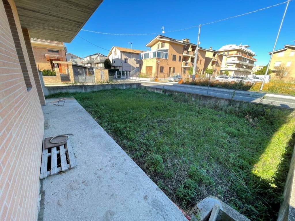 Casa indipendente a Civitanova marche in Via Secondo Guidarelli - Foto 5