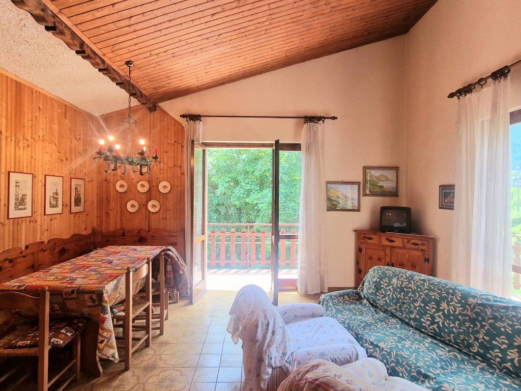 Appartamento a Oltre il colle in Via Perletti, 320 - Foto 2