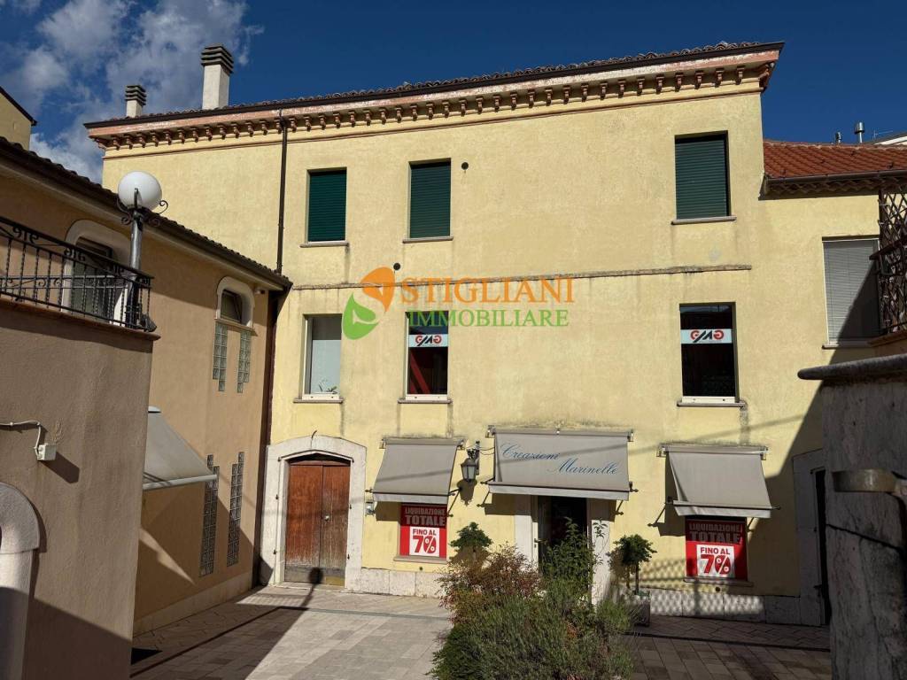 Appartamento a Campobasso in Piazza Andrea D'Isernia - Foto 4