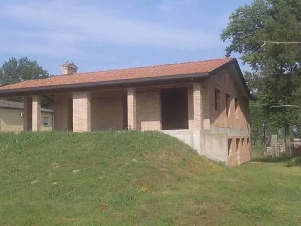 Villa a Codigoro in Via Fronte Secondo Tronco S.N.C. - Foto 3