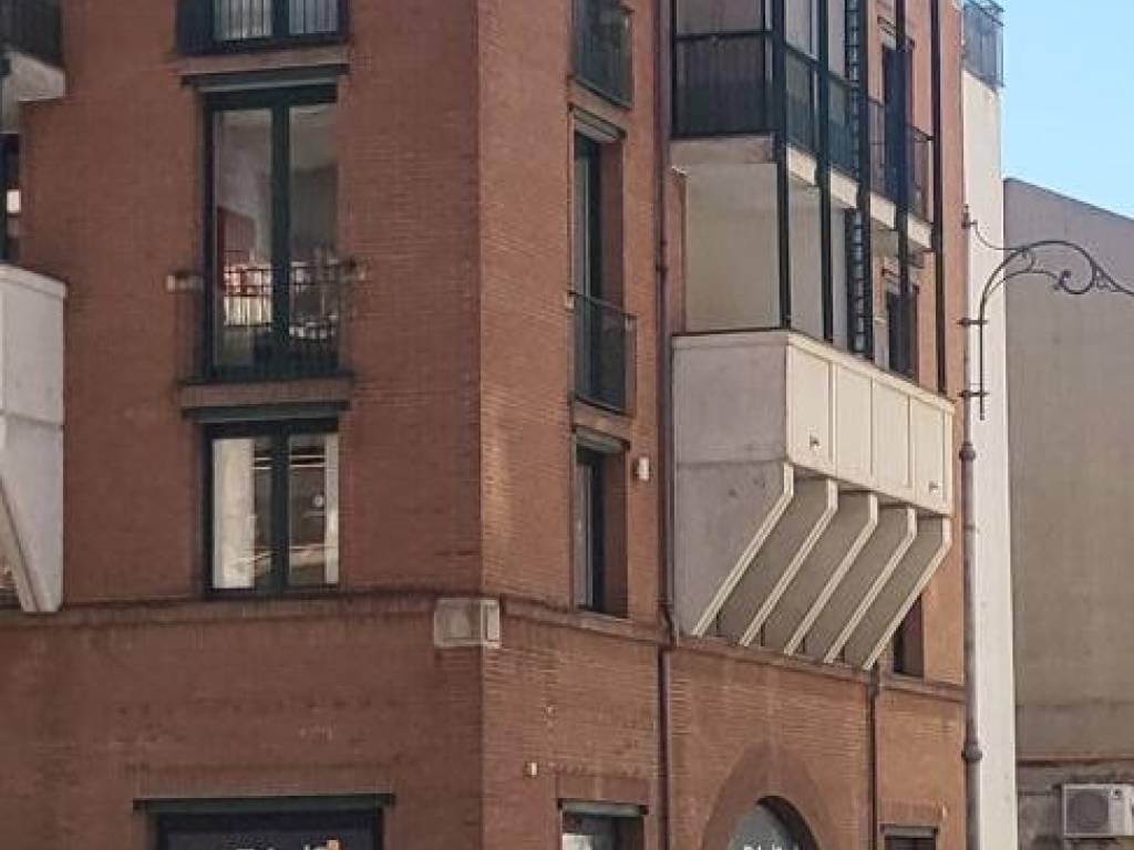 Appartamento a Salerno in Corso Giuseppe Garibaldi, 109 - Foto 2