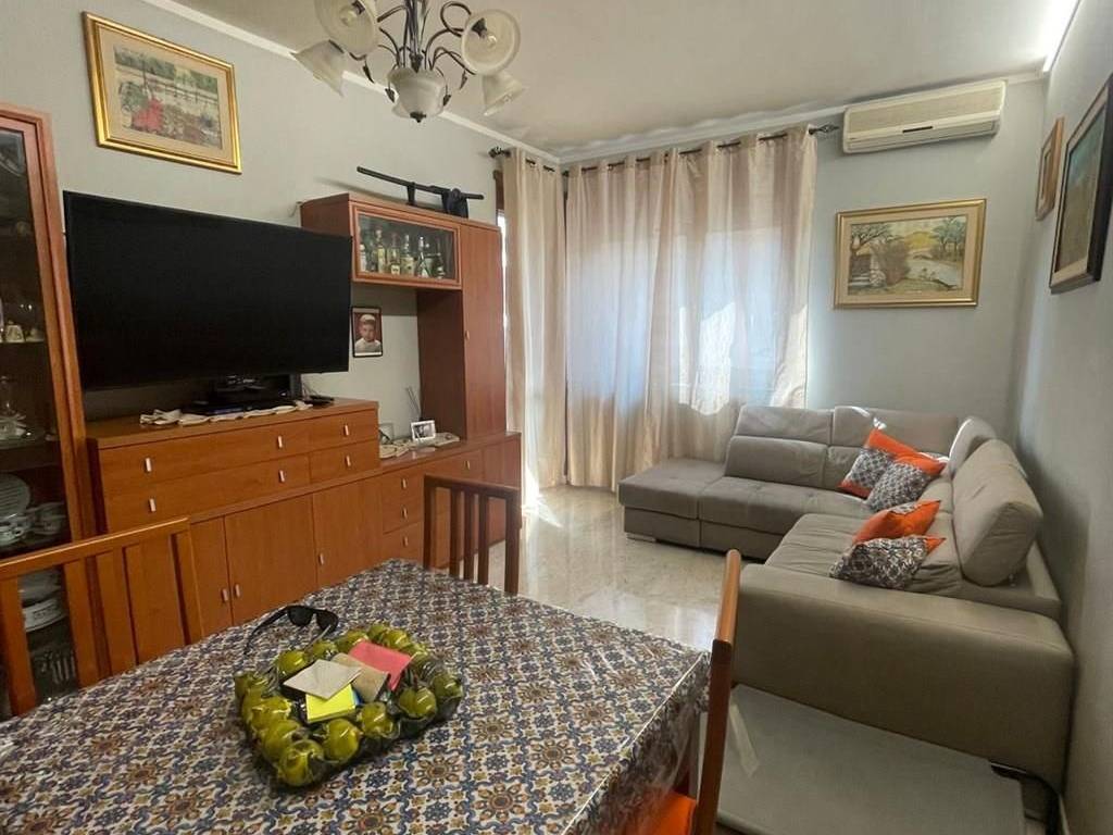Appartamento a Collegno in Via Massimo Portalupi, 11 - Foto 2