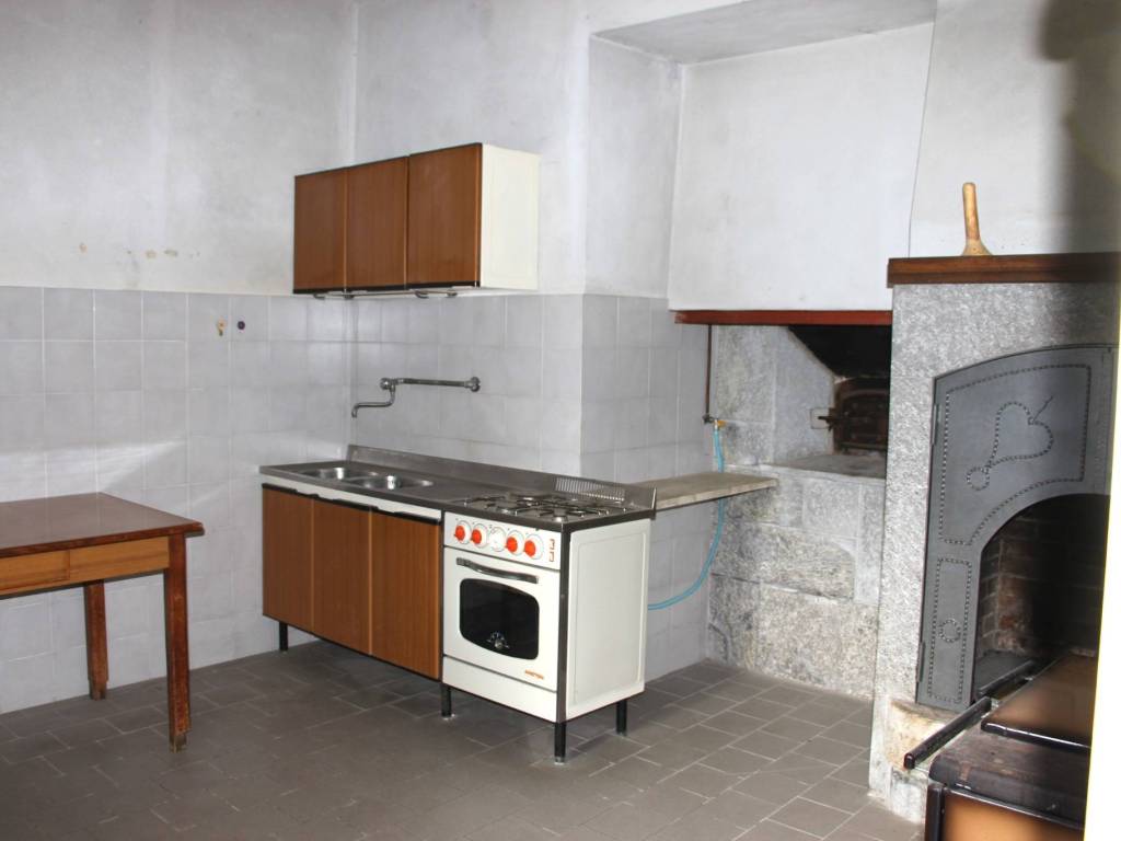 Appartamento a Montagna in valtellina in Via Caparoni - Foto 5