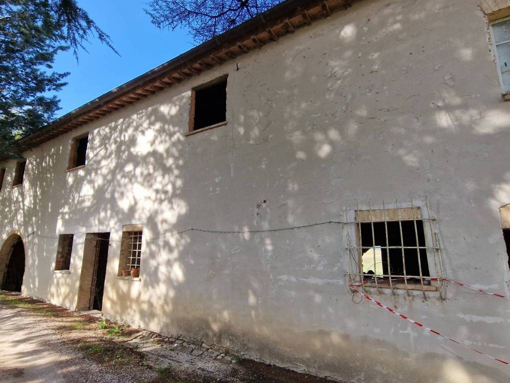 Rustico / casale a Marsciano in Strada Provinciale di Marsciano - Foto 2
