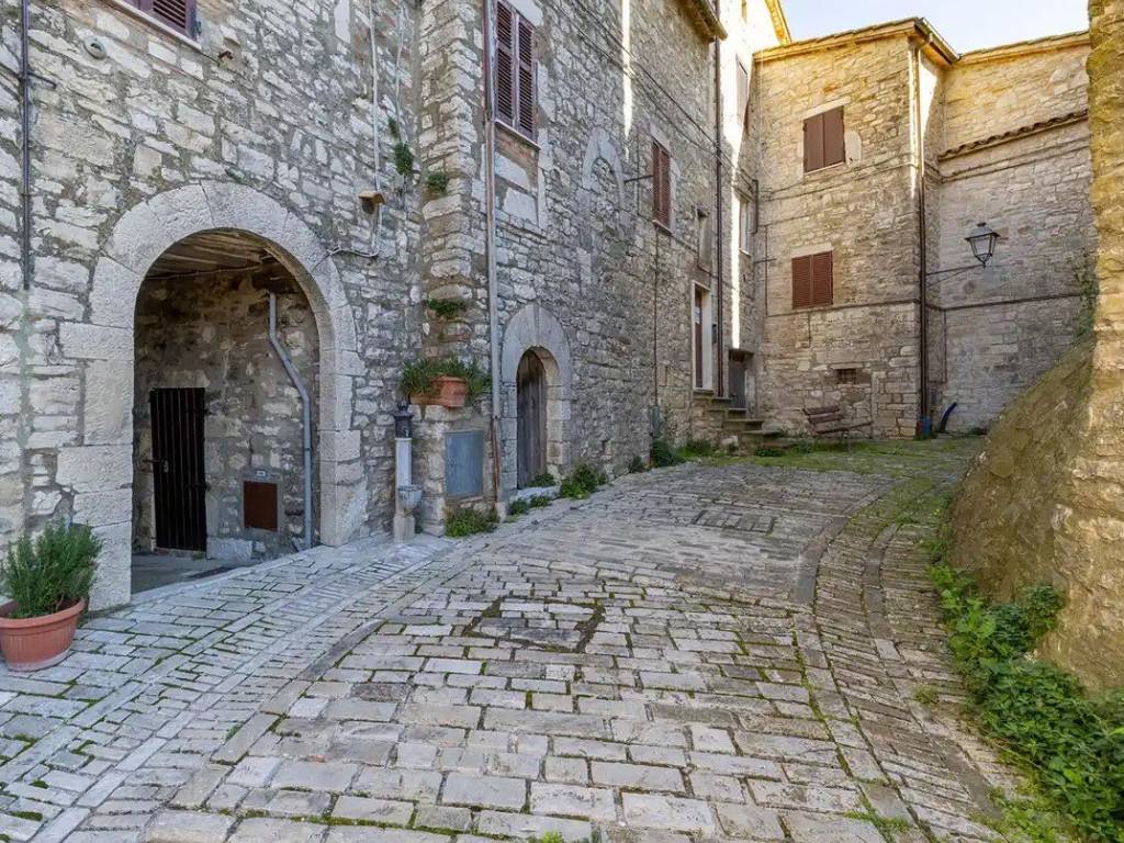 Casa indipendente a Todi in Via Giuseppe Mazzini - Foto 5