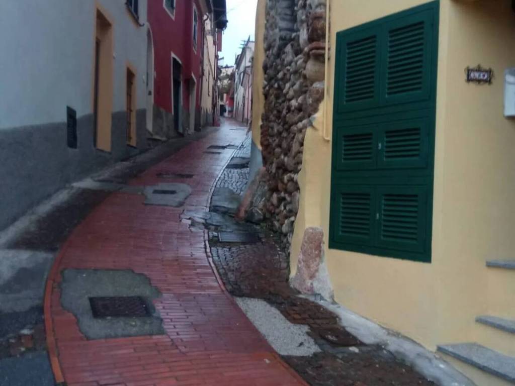 Appartamento a Albenga in Via Al Borgo, 8 - Foto 2