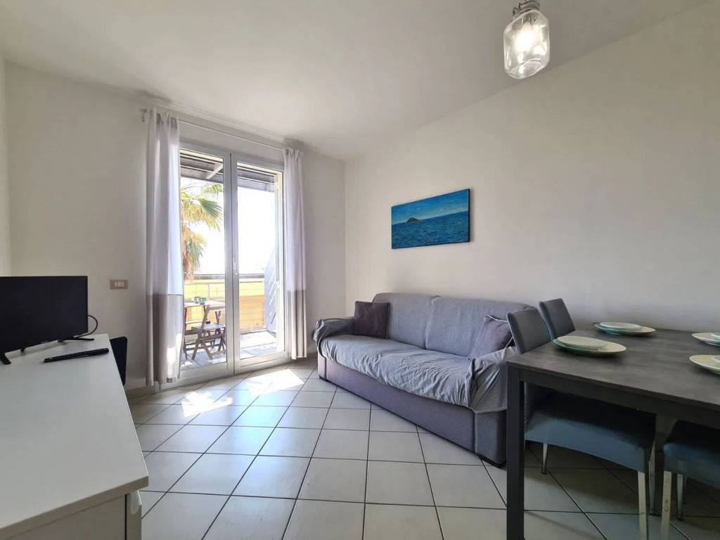 Appartamento a Albenga in Via Michelangelo Buonarroti, 13 - Foto 4