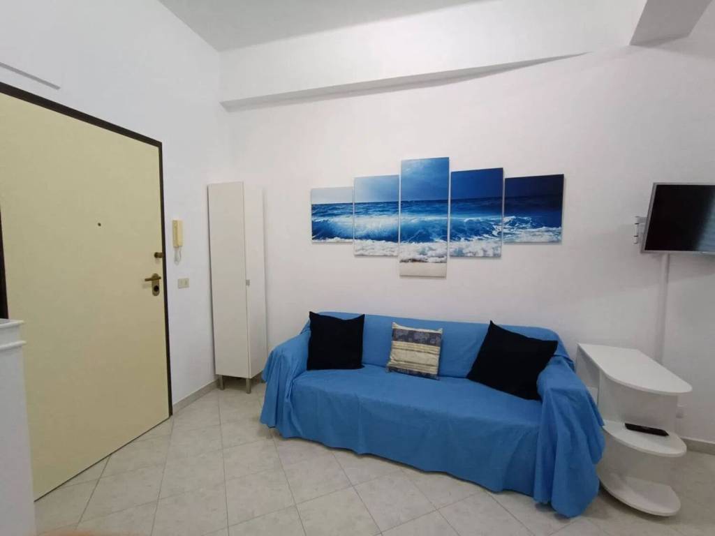 Appartamento a Albenga in Via Dei Mille - Foto 2