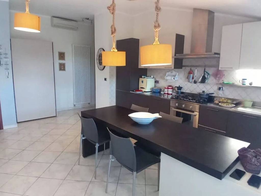 Appartamento a Albenga in Via Degli Orti - Foto 2