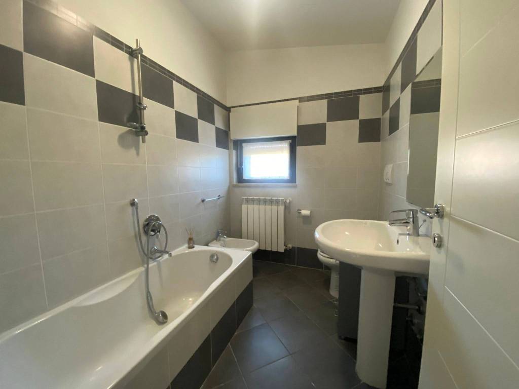 Appartamento a Arezzo in Via Antonino Caponnetto - Foto 4
