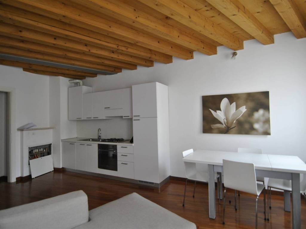 Appartamento a Vicenza in Via 4 Novembre - Foto 2