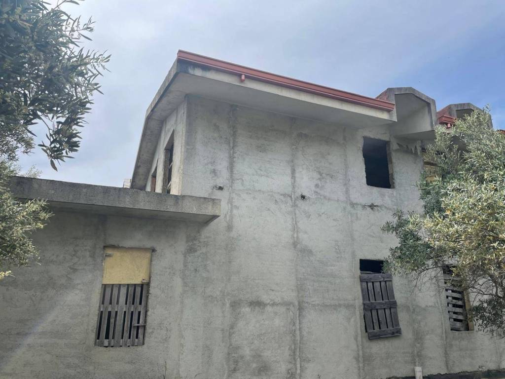 Villa a Borgia in Via Martiri di Melissa - Foto 2