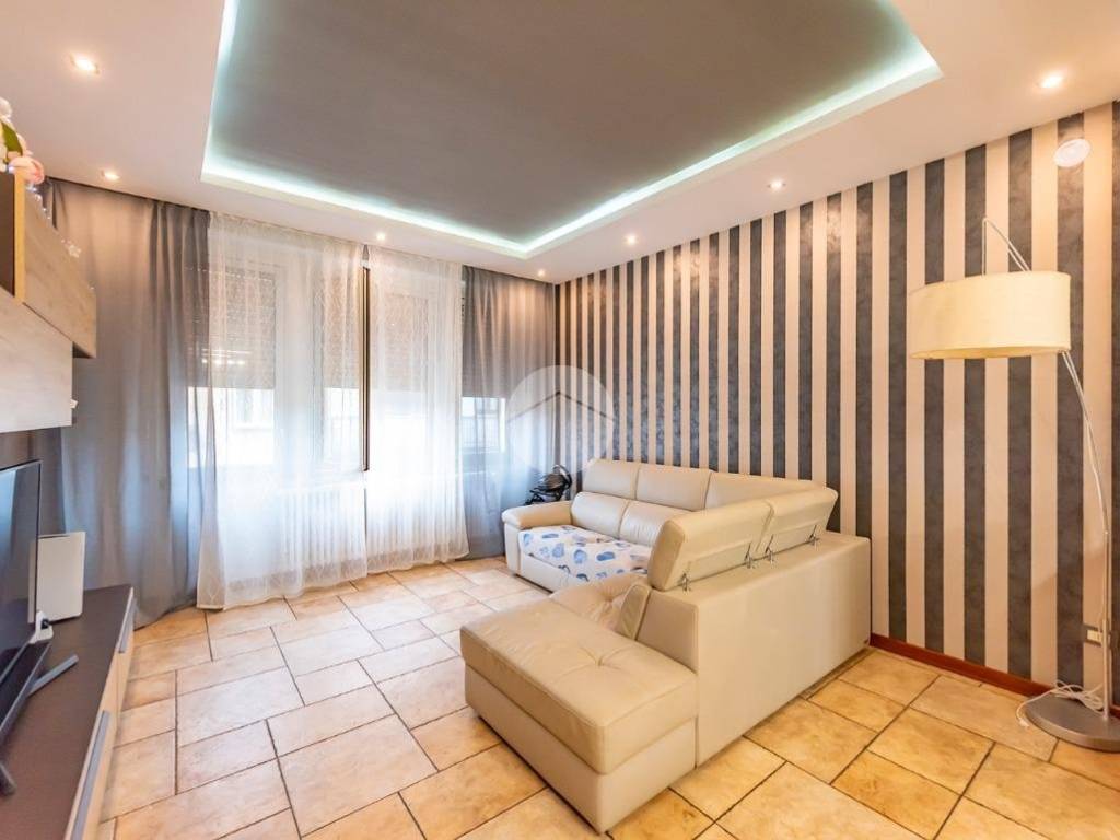 Appartamento a Uboldo in Via Roma, 13 - Foto 3