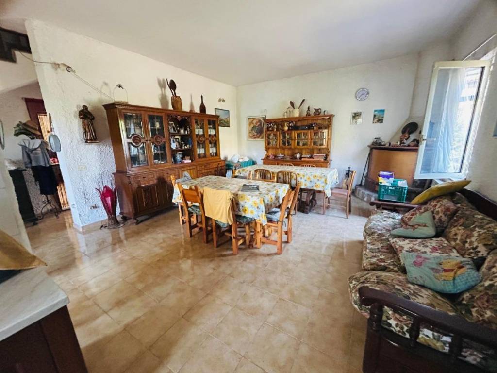 Casa indipendente a Aprilia in Via Delle Capinere, 3 - Foto 3