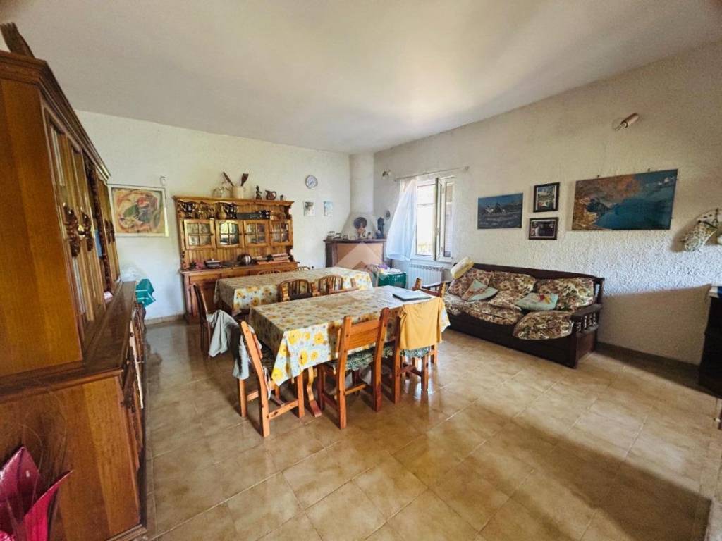Casa indipendente a Aprilia in Via Delle Capinere, 3 - Foto 5