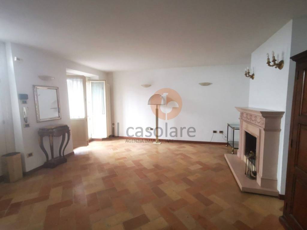 Casa indipendente a Fano in Via Arco d'Augusto, 29 - Foto 4