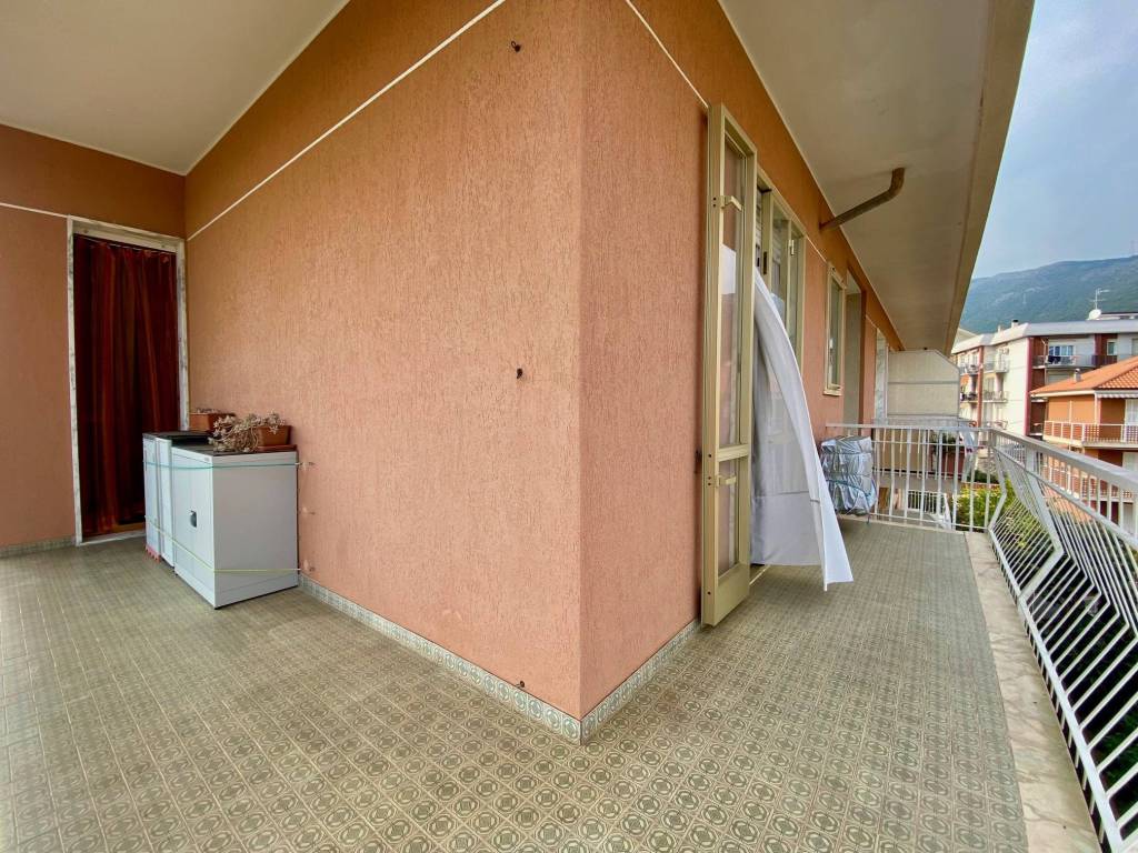Appartamento a Ceriale in Via Alessandria - Foto 3