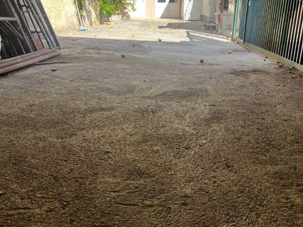 Palazzo / stabile a Lusciano in Via Acerbo - Foto 3