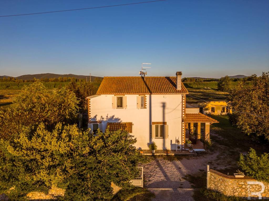 Villa a Castiglione della pescaia in Strada Provinciale Polesine - Foto 2