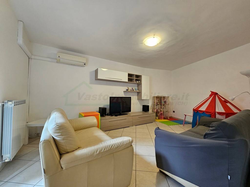 Casa indipendente a Montenero di bisaccia in Via della Pace - Foto 3