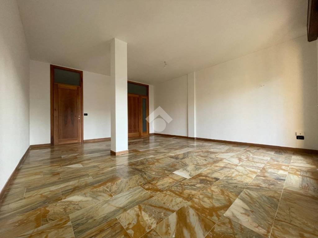 Appartamento a Bassano del grappa in Viale XI Febbraio, 3 - Foto 2
