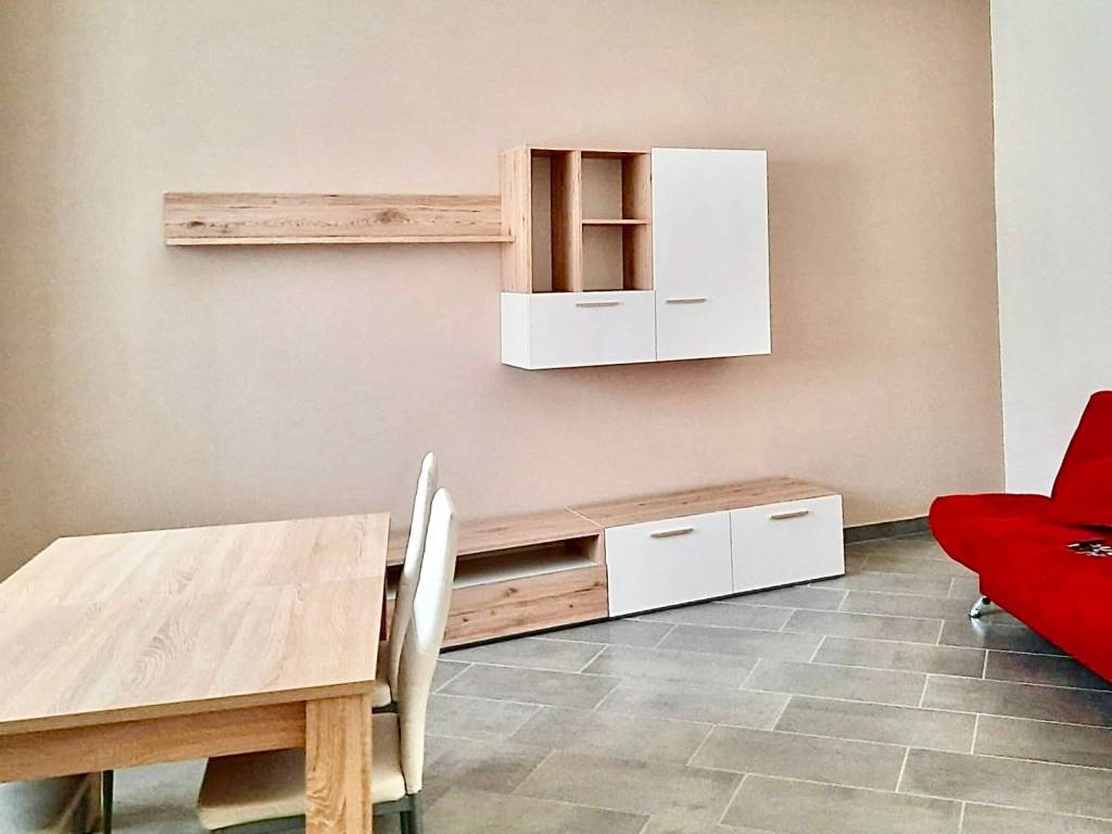 Appartamento a Novara in Via Ugo Ferrandi, 3 - Foto 4