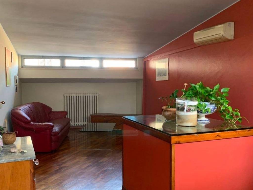 Appartamento a Pesaro in Corso 11 Settembre - Foto 2