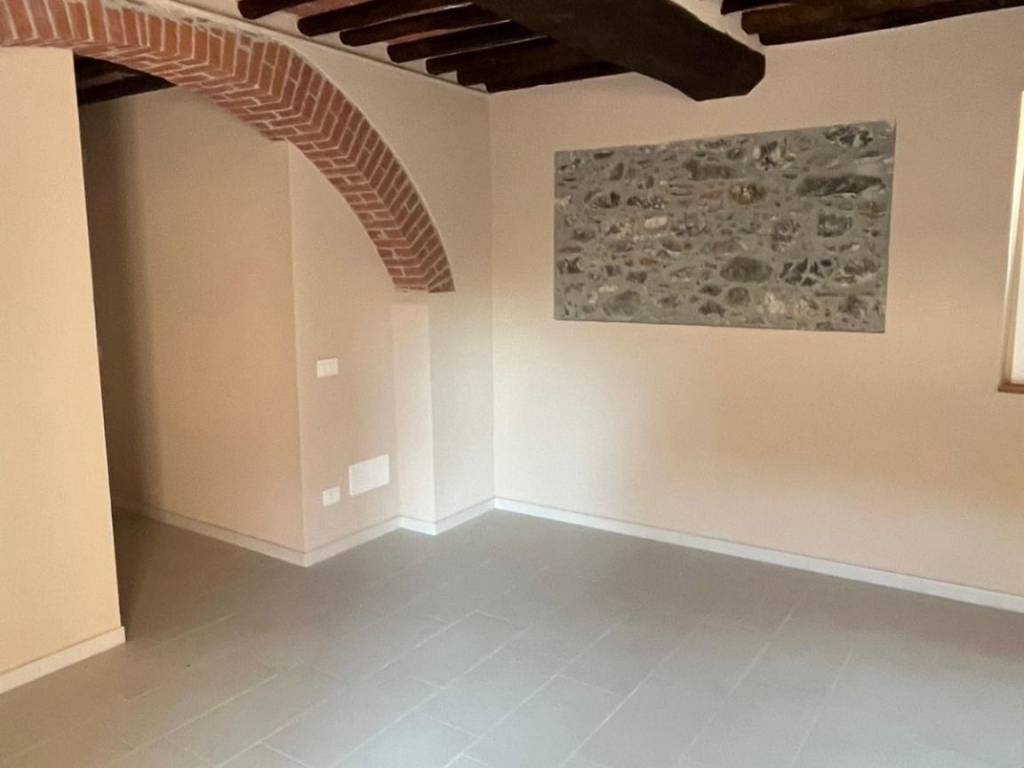 Appartamento a Sarzana in Viale 25 Aprile - Foto 2