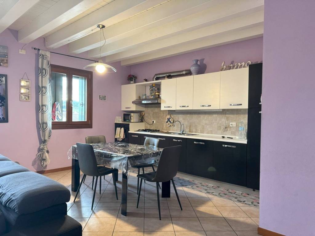Appartamento a Montecchia di crosara in Via Roma - Foto 4
