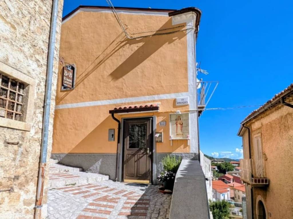 Casa indipendente a Roccamandolfi in Via Annunziata, 8 - Foto 3