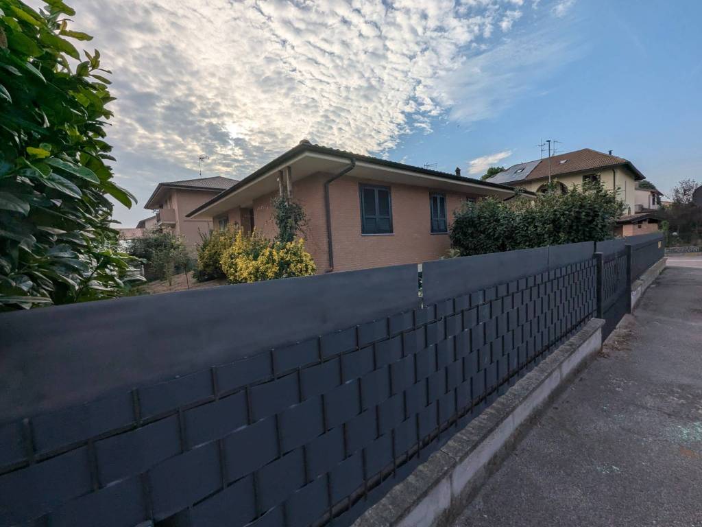 Villa a Valera fratta in Via John e Robert Kennedy, 10 - Foto 4