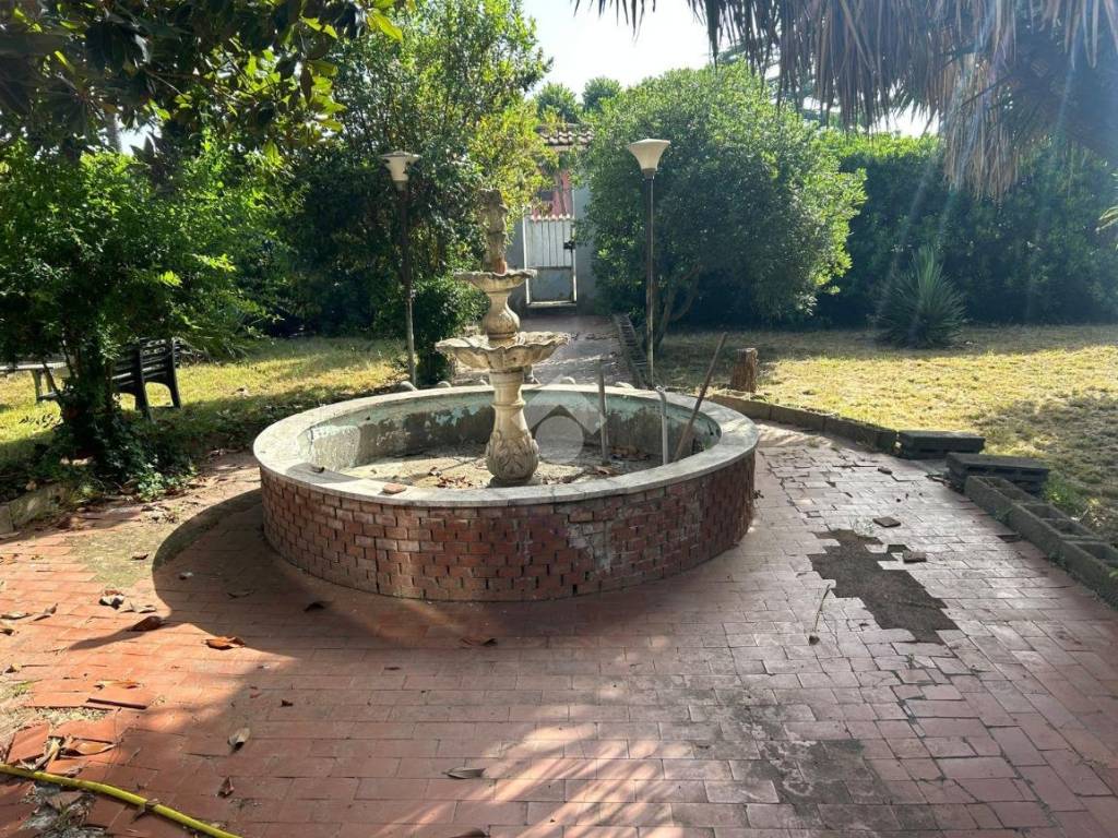 Casa indipendente a Aprilia in Via Adige, 32 - Foto 4