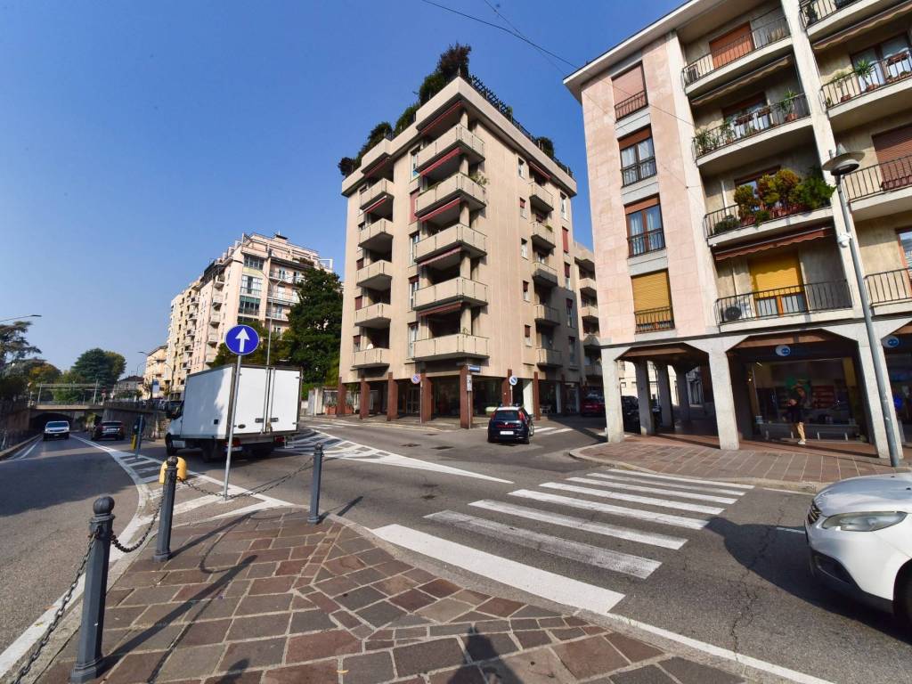 Appartamento a Saronno in Via Maurilio Bossi, 2 - Foto 3