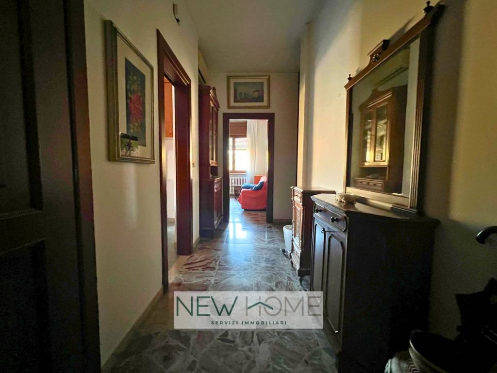 Appartamento a Verona in Via Giuseppe Gioacchino Belli 4 - Foto 2