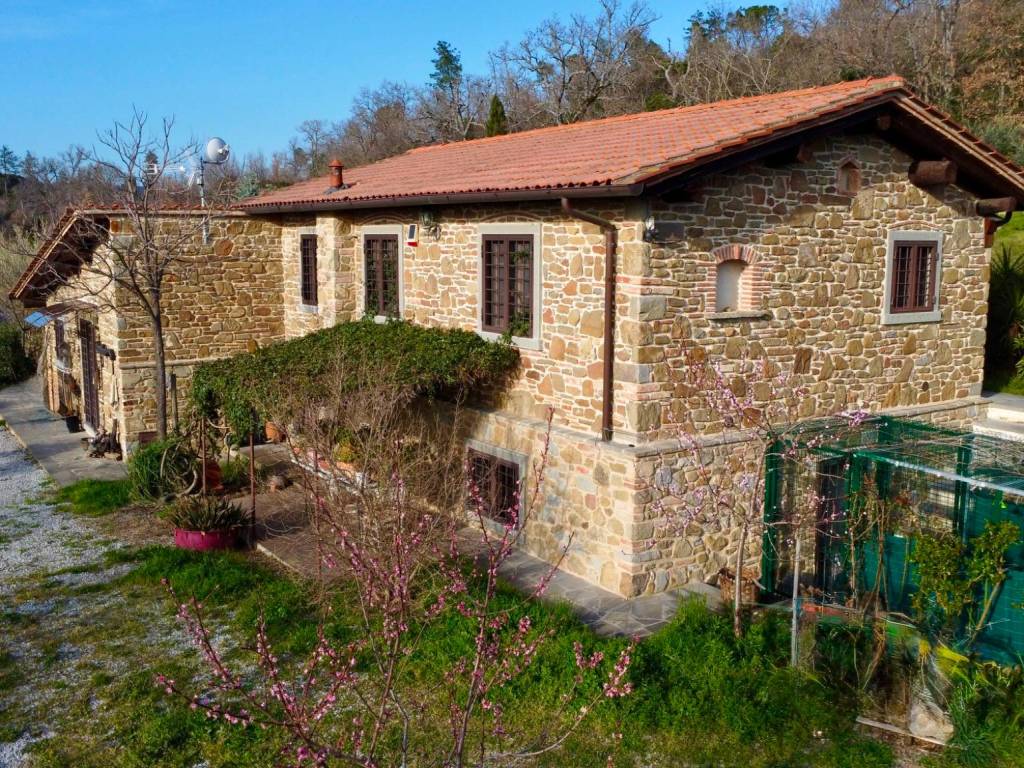 Villa a Castiglion fiorentino in Montecchio - Foto 3