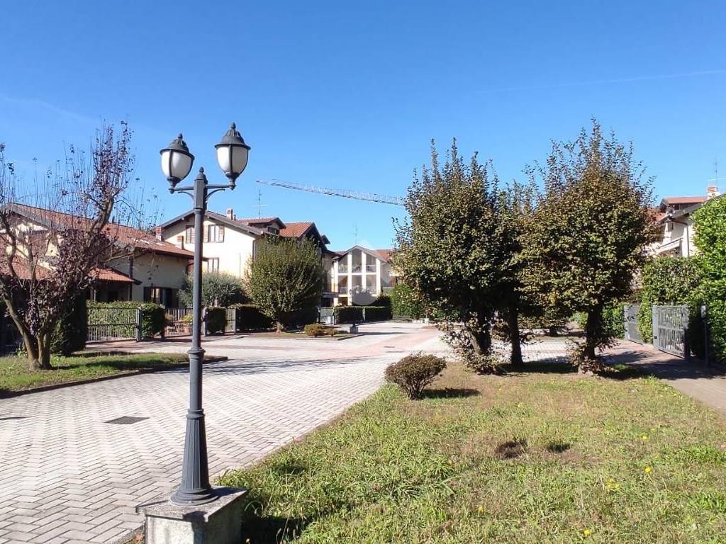 Appartamento a Ferno in Via Giuseppe Garibaldi, 101 - Foto 2