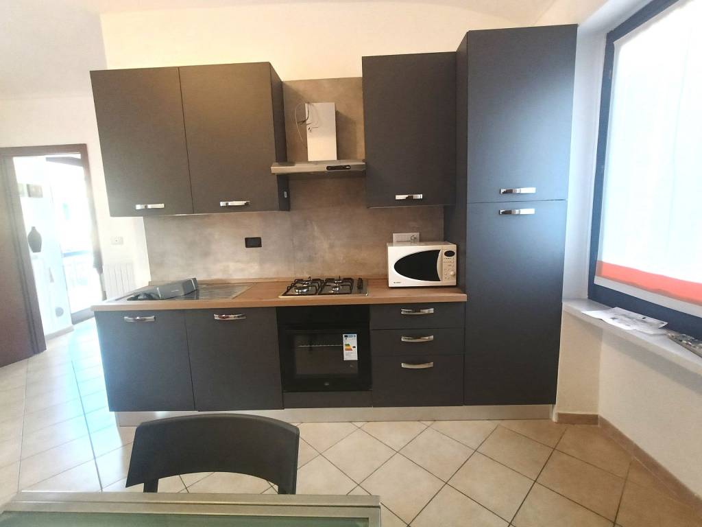 Appartamento a Beinasco in Via Leonardo da Vinci, 2 - Foto 5