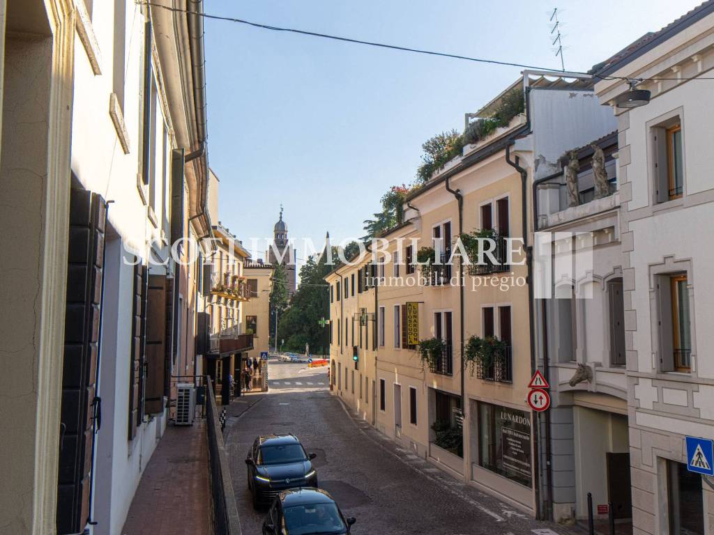 Palazzo / stabile a Castelfranco veneto in Via San Pio X, 16 - Foto 4
