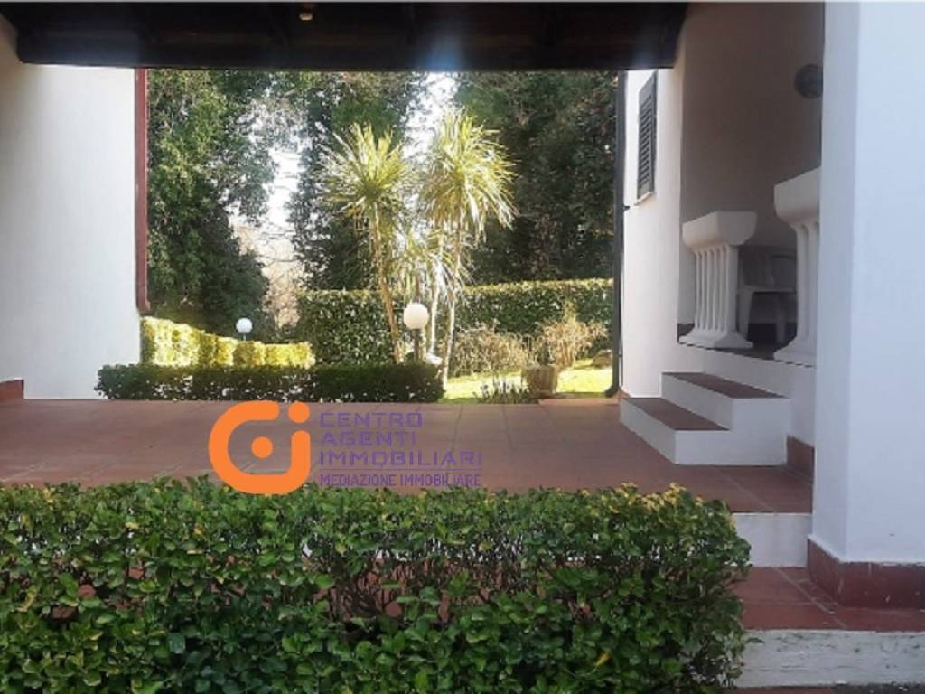 Villa a Sabaudia in Via dello Scorpione - Foto 5