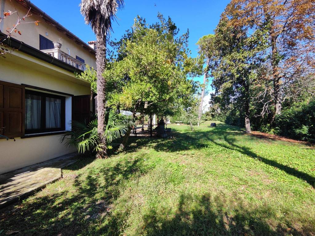 Villa a Gradisca d'isonzo in Via Fratelli Rosselli, 4 - Foto 4