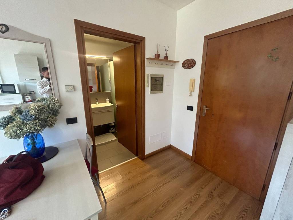 Appartamento a Como in Via Oltrecolle, 59 - Foto 2